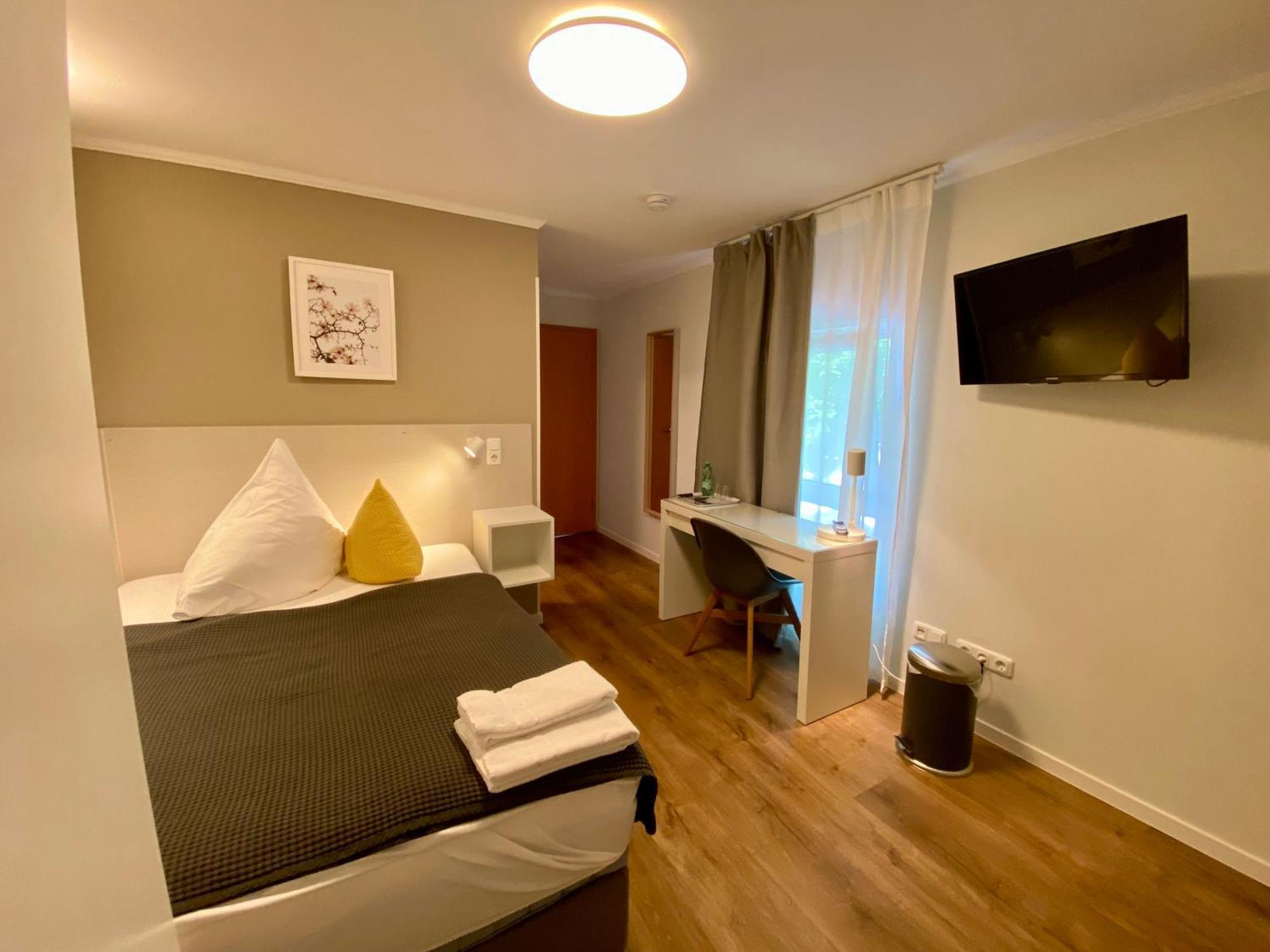 Hotel Zur Waldlust Frankfurt nad Mohanem Exteriér fotografie